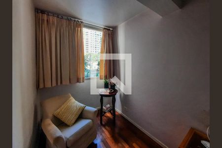 Apartamento à venda com 131m², 3 quartos e 1 vaga Apartamento à venda com 131m², 3 quartos e 1 vagaSuíte