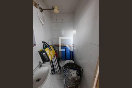 Apartamento à venda com 131m², 3 quartos e 1 vaga Apartamento à venda com 131m², 3 quartos e 1 vagaBanheiro de serviço