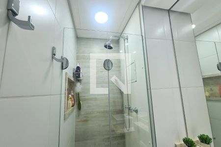 Apartamento à venda com 47m², 2 quartos e 1 vaga Apartamento à venda com 47m², 2 quartos e 1 vagaBanheiro