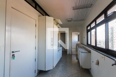 Apartamento à venda com 454m², 4 quartos e 4 vagasÁrea de serviço 