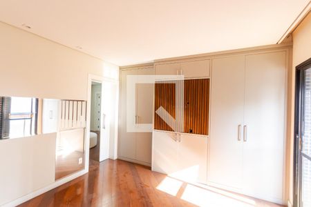 Apartamento à venda com 454m², 4 quartos e 4 vagasQuarto