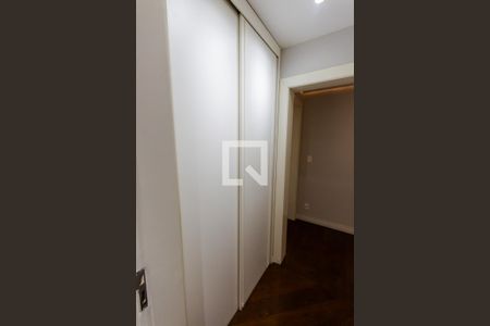 Apartamento à venda com 454m², 4 quartos e 4 vagasQuarto 