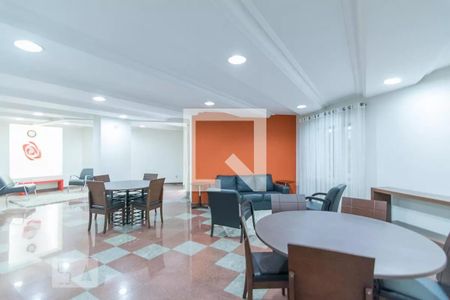 Apartamento à venda com 454m², 4 quartos e 4 vagasÁrea comum - Salão de festas