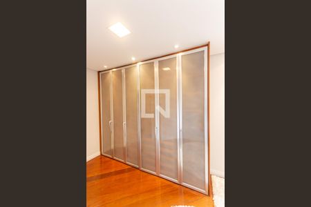 Apartamento à venda com 454m², 4 quartos e 4 vagasDetalhe