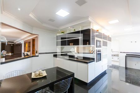 Apartamento à venda com 454m², 4 quartos e 4 vagasCozinha 