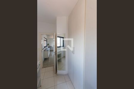 Apartamento à venda com 454m², 4 quartos e 4 vagasQuarto de serviço