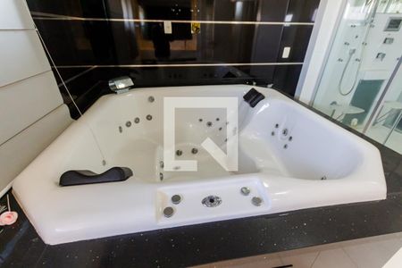 Apartamento à venda com 454m², 4 quartos e 4 vagasBanheiro