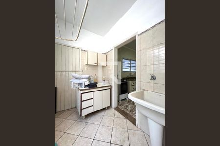 Casa à venda com 114m², 3 quartos e 2 vagasÁrea de Serviço