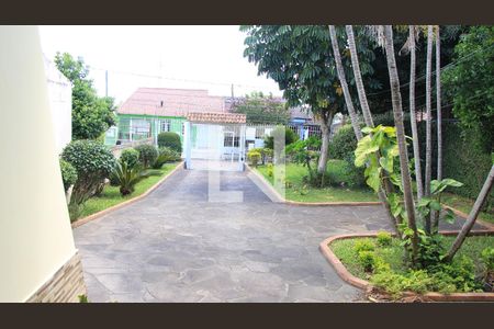 Casa à venda com 366m², 3 quartos e 3 vagasQuintal