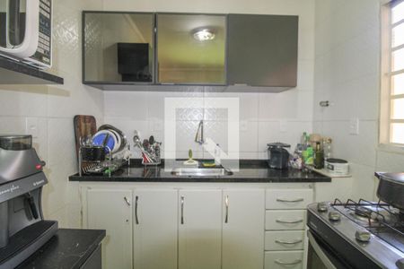 Casa à venda com 240m², 3 quartos e 2 vagasCozinha