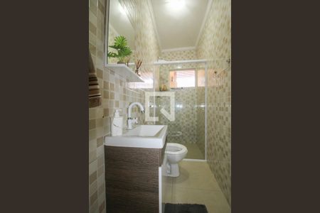 Casa à venda com 240m², 3 quartos e 2 vagasBanheiro 2