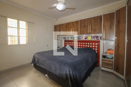 Casa à venda com 240m², 3 quartos e 2 vagasQuarto 3