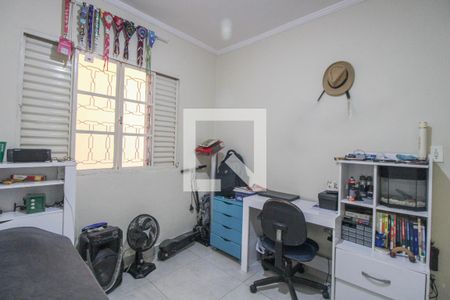 Casa à venda com 240m², 3 quartos e 2 vagasQuarto 2