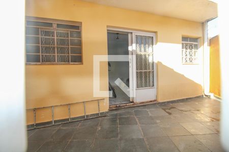 Casa à venda com 240m², 3 quartos e 2 vagasQuarto 3