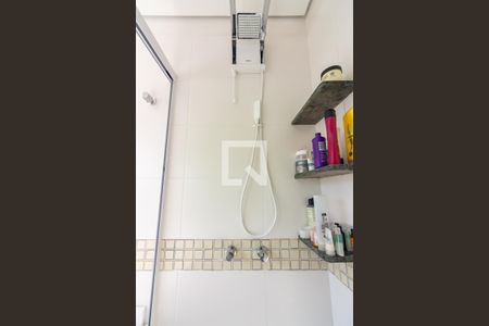 Casa à venda com 245m², 3 quartos e 4 vagasBanheiro da Suíte