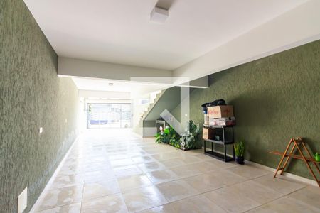 Casa à venda com 245m², 3 quartos e 4 vagasGaragem