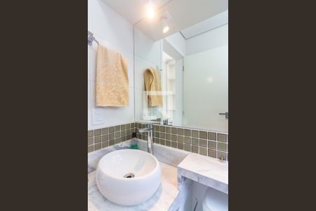 Casa à venda com 245m², 3 quartos e 4 vagasBanheiro