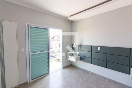 Casa à venda com 245m², 3 quartos e 4 vagasSuíte 2