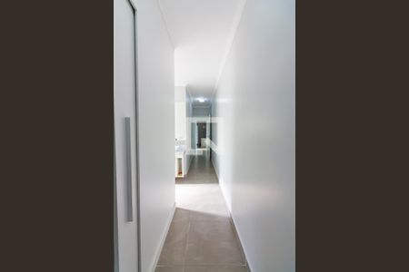 Casa à venda com 245m², 3 quartos e 4 vagasCorredor