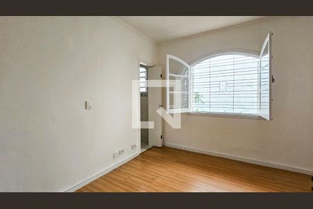 Casa para alugar com 200m², 4 quartos e 2 vagas Casa para alugar com 200m², 4 quartos e 2 vagasSuite 1