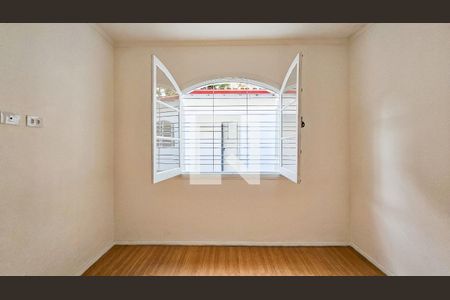 Casa para alugar com 200m², 4 quartos e 2 vagas Casa para alugar com 200m², 4 quartos e 2 vagasQuarto 3