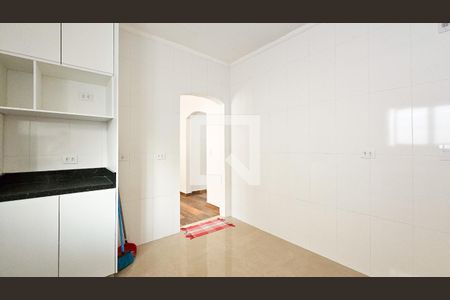 Casa para alugar com 200m², 4 quartos e 2 vagas Casa para alugar com 200m², 4 quartos e 2 vagasCozinha