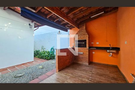 Casa para alugar com 200m², 4 quartos e 2 vagas Casa para alugar com 200m², 4 quartos e 2 vagasChurrasqueira