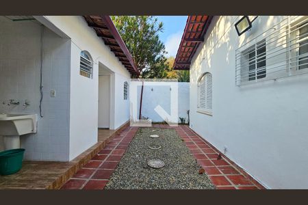 Quintal de casa para alugar com 4 quartos, 200m² em Jardim Campo Grande, São Paulo