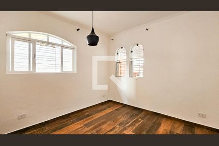 Sala de Estar de casa para alugar com 4 quartos, 200m² em Jardim Campo Grande, São Paulo