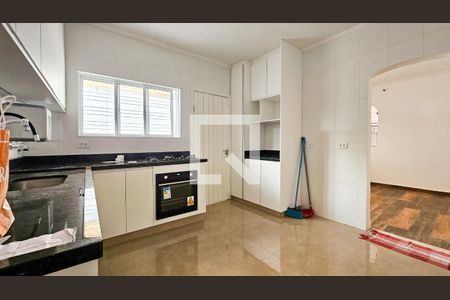 Cozinha de casa para alugar com 4 quartos, 200m² em Jardim Campo Grande, São Paulo