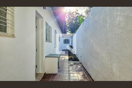 Casa para alugar com 200m², 4 quartos e 2 vagas Casa para alugar com 200m², 4 quartos e 2 vagasQuintal