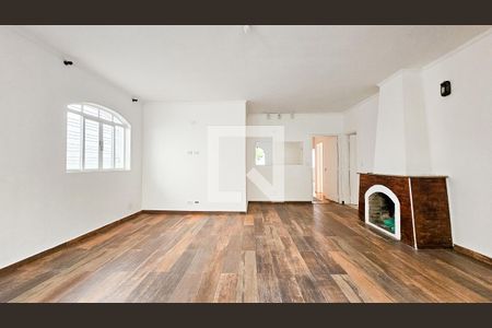 Casa para alugar com 4 quartos, 200m² em Jardim Campo Grande, São Paulo