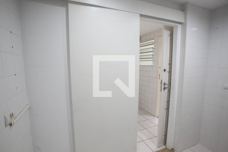Casa de condomínio à venda com 122m², 2 quartos e 4 vagasDespensa
