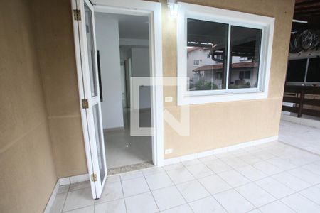 Casa de condomínio à venda com 122m², 2 quartos e 4 vagasVaranda da Sala