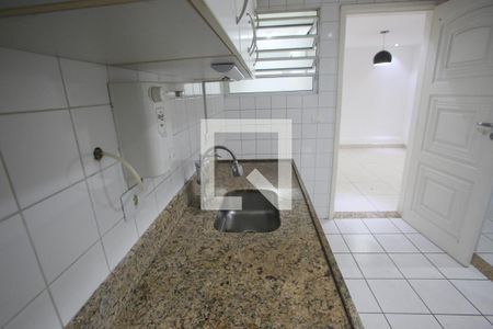 Casa de condomínio à venda com 122m², 2 quartos e 4 vagasCozinha