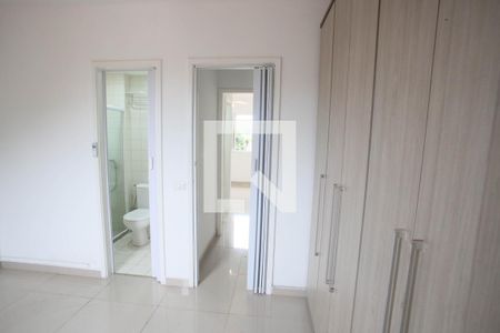 Casa de condomínio à venda com 122m², 2 quartos e 4 vagasQuarto Suíte 2