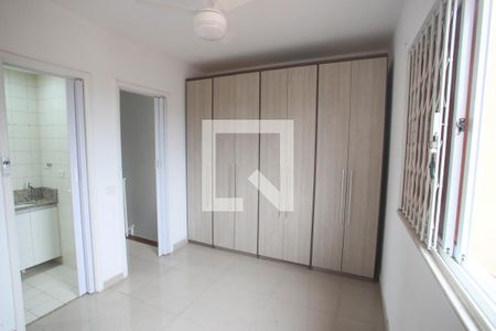 Casa de condomínio à venda com 122m², 2 quartos e 4 vagasQuarto Suíte 2