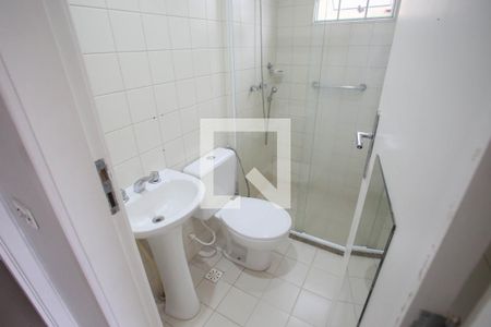 Casa de condomínio à venda com 122m², 2 quartos e 4 vagasBanheiro da Suíte 1