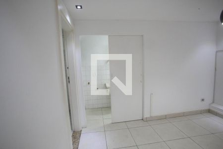 Casa de condomínio à venda com 122m², 2 quartos e 4 vagasCopa