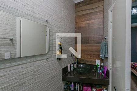 Casa à venda com 110m², 2 quartos e 1 vagaBanheiro 2