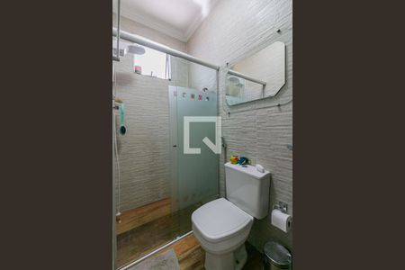 Casa à venda com 110m², 2 quartos e 1 vagaBanheiro 2