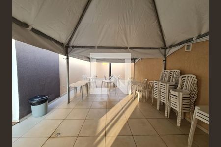Apartamento à venda com 99m², 2 quartos e 2 vagas Apartamento à venda com 99m², 2 quartos e 2 vagasÁrea comum - Salão de festas