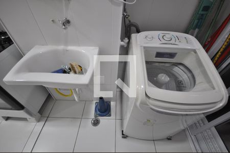 Apartamento à venda com 64m², 2 quartos e 1 vagaÁrea de Serviço