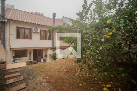 Casa à venda com 115m², 3 quartos e 2 vagas Casa à venda com 115m², 3 quartos e 2 vagasPátio