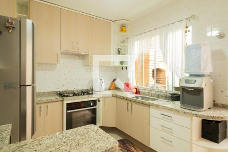 Apartamento à venda com 104m², 2 quartos e 2 vagasCozinha 