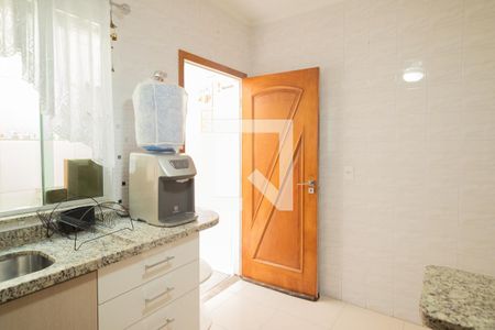 Apartamento à venda com 104m², 2 quartos e 2 vagasCozinha 