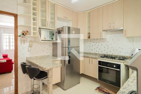 Apartamento à venda com 104m², 2 quartos e 2 vagasCozinha 