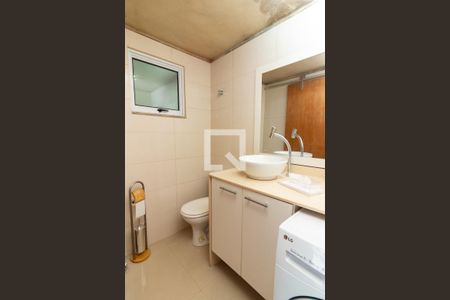 Casa à venda com 152m², 2 quartos e 1 vagaÁrea de Serviço com lavabo