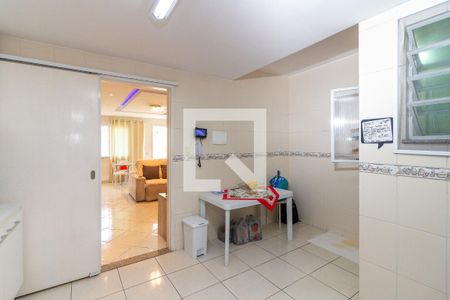 Casa à venda com 152m², 2 quartos e 1 vagaCozinha