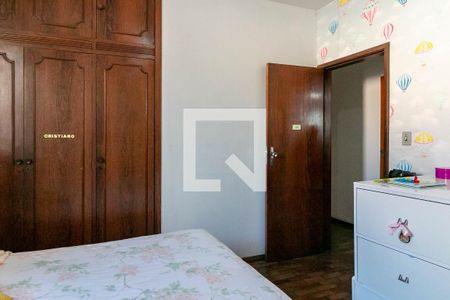 Quarto de casa à venda com 3 quartos, 275m² em Alto Caiçaras, Belo Horizonte